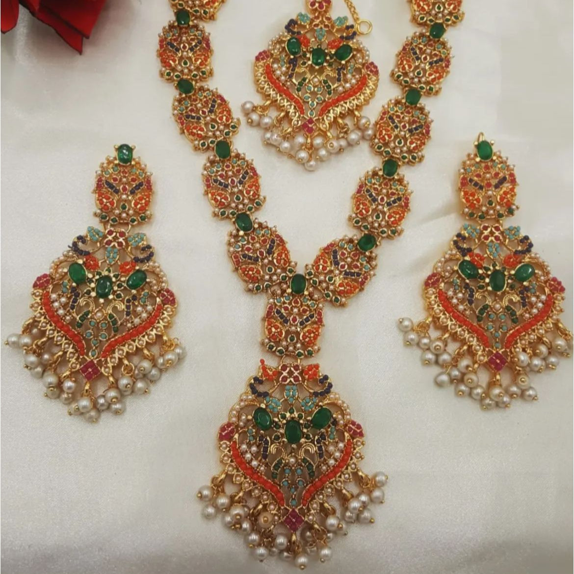 Exquisite Kundan & Pearl Bridal Necklace Set – Traditional Royal Design