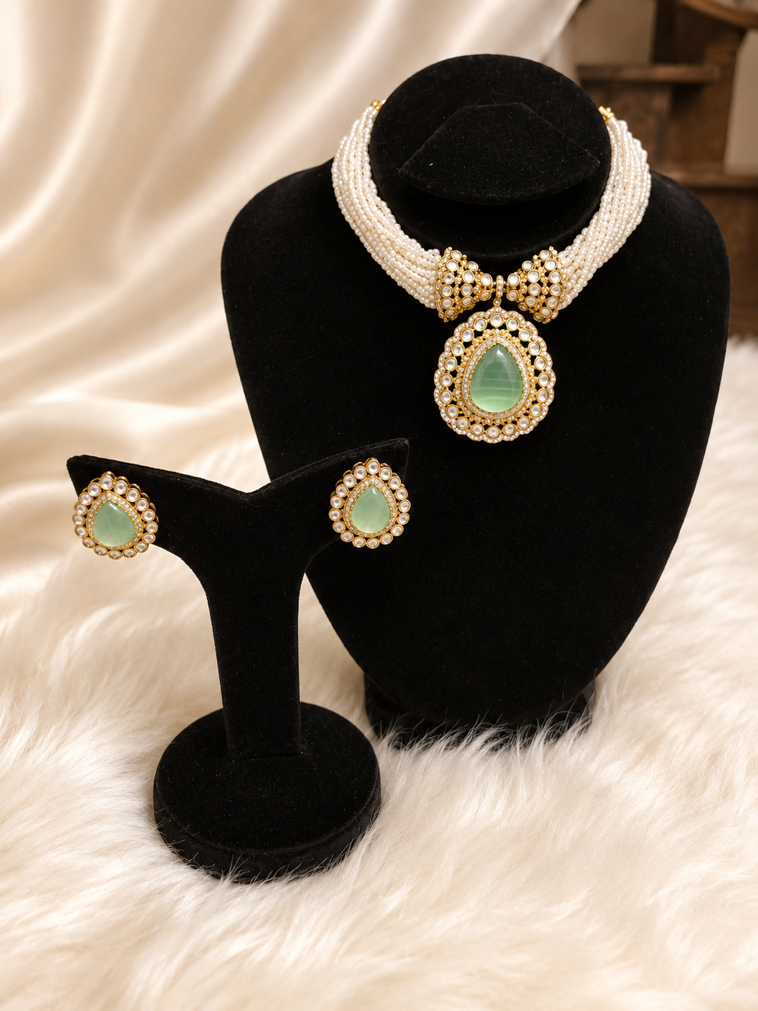 Royal Mint green Peal set
