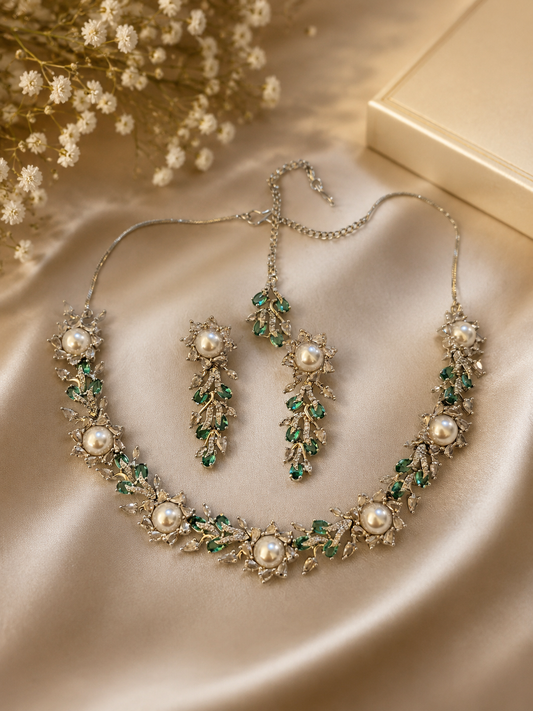 Modern leaf on leaf, Turquoise pearl set
